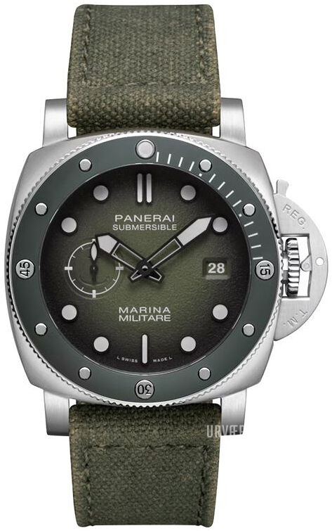 Panerai PAM01697 Submersible Ø44mm
